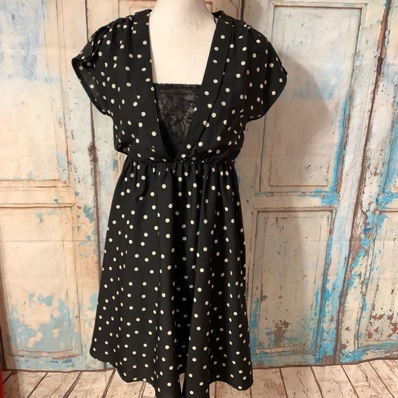H&M Dresses & Skirts - 🧸5/$25 H&M polka dot dress